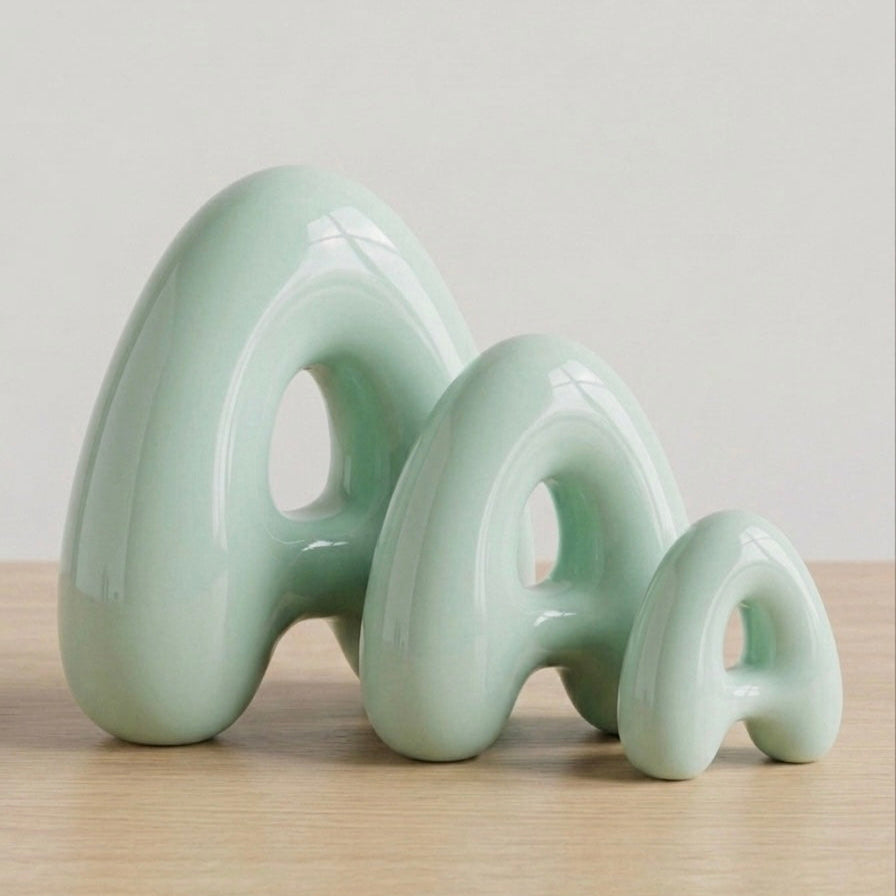 Letra decorativa azul 15cm personalizada para habitación infantil.
